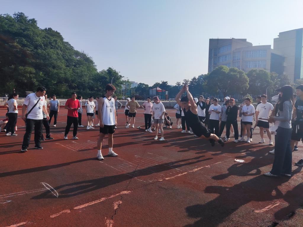 hg皇冠官网
